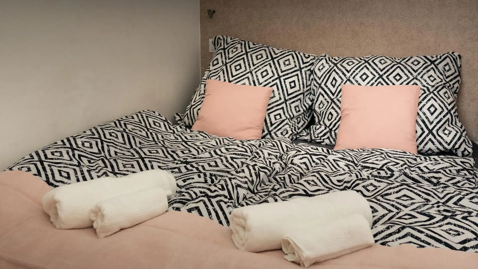 Premium Apartment By The Danube With Ac Budapest 0*,  Hungary